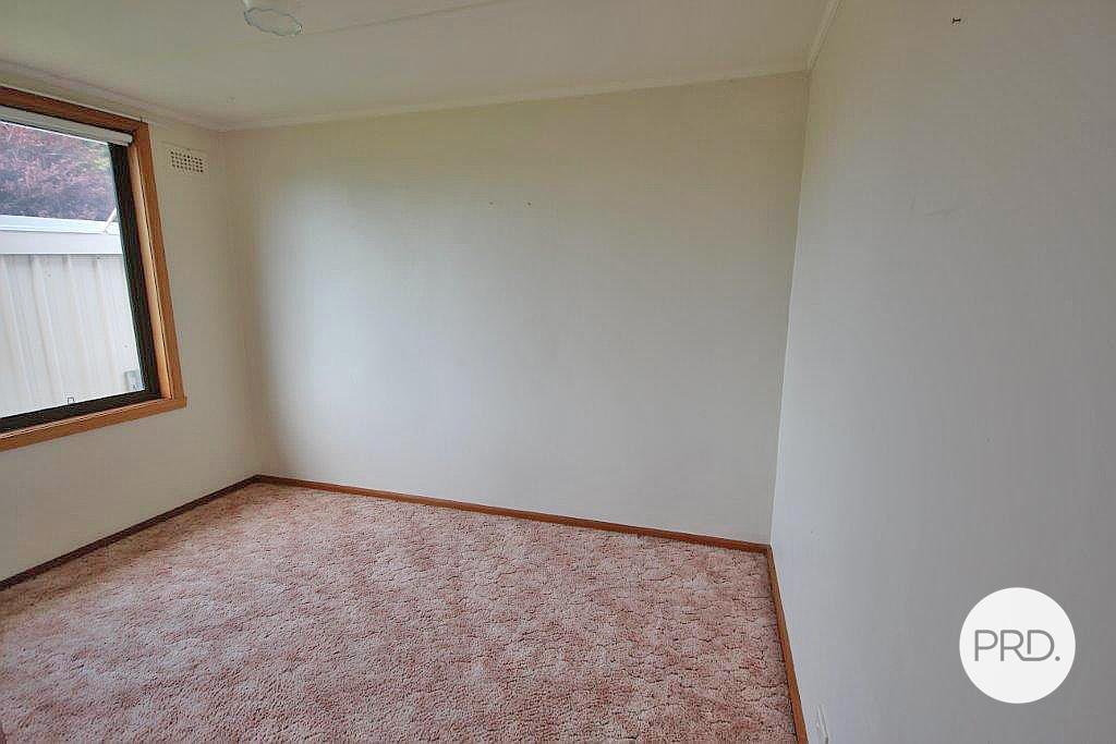 23 Dempster Street CLAREMONT 9