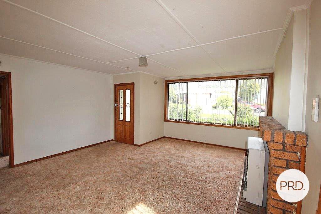 23 Dempster Street CLAREMONT 17