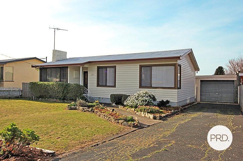 23 Dempster Street CLAREMONT 19