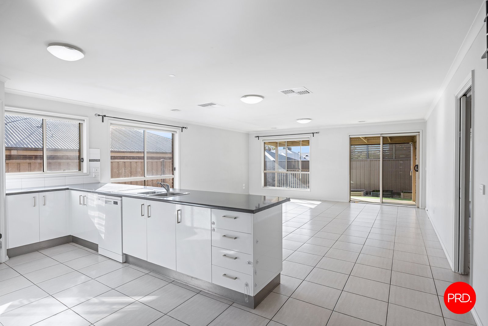23 Douglas Street KANGAROO FLAT 4