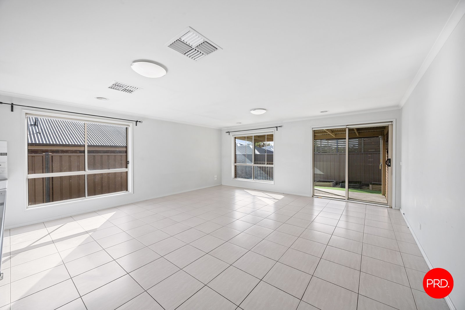 23 Douglas Street KANGAROO FLAT 5
