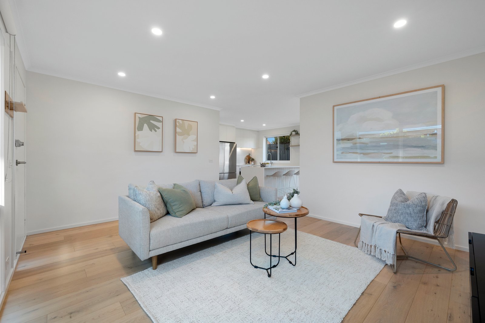 Gallery: 2/3 Dudley Avenue