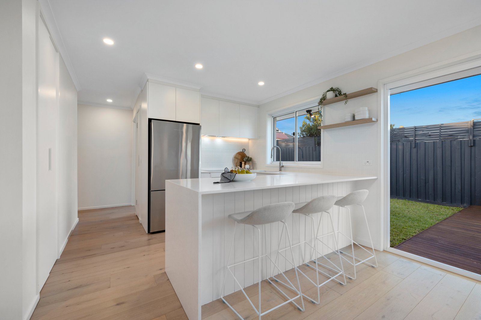 Gallery: 2/3 Dudley Avenue