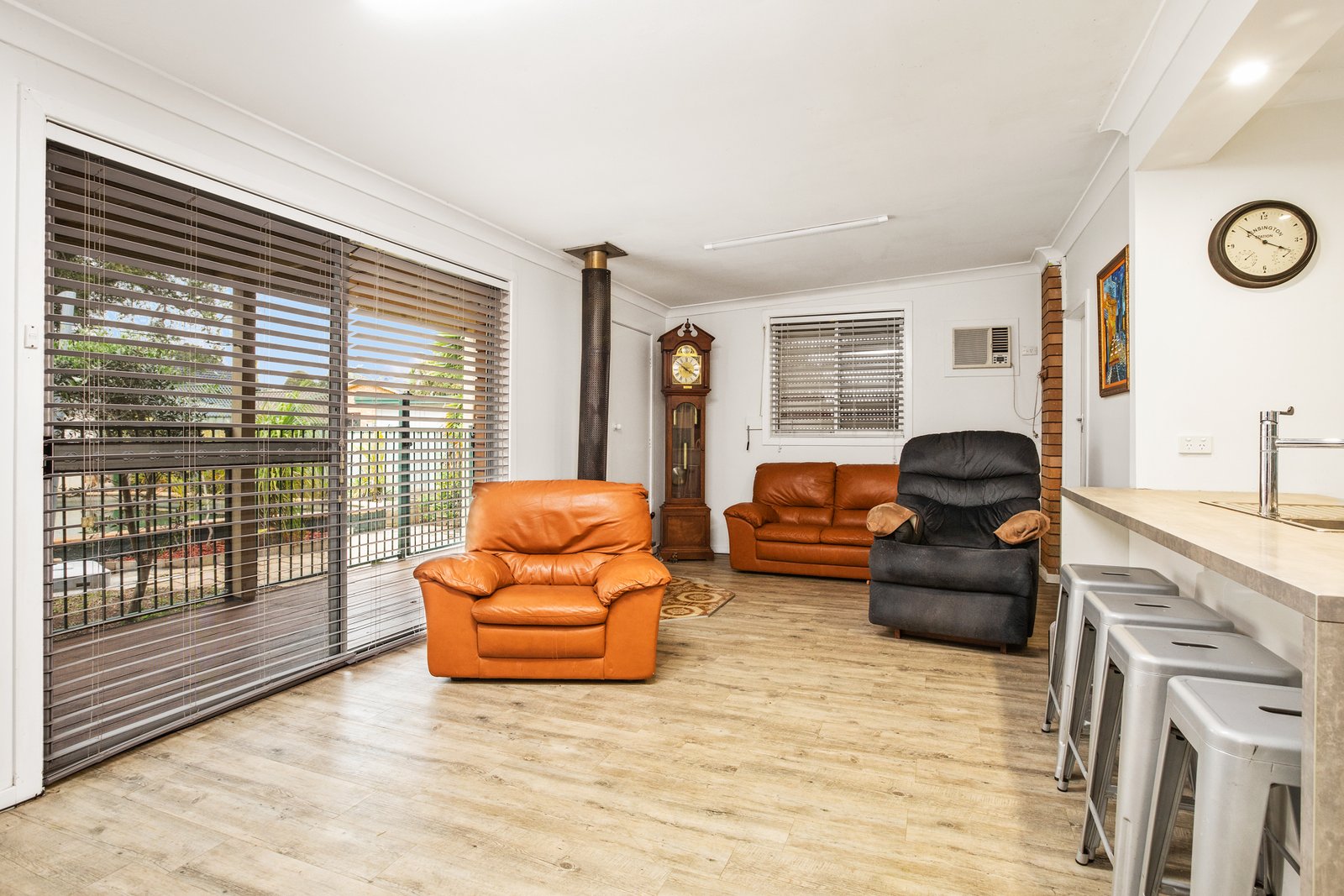 23 Dunkley Street RUTHERFORD 11