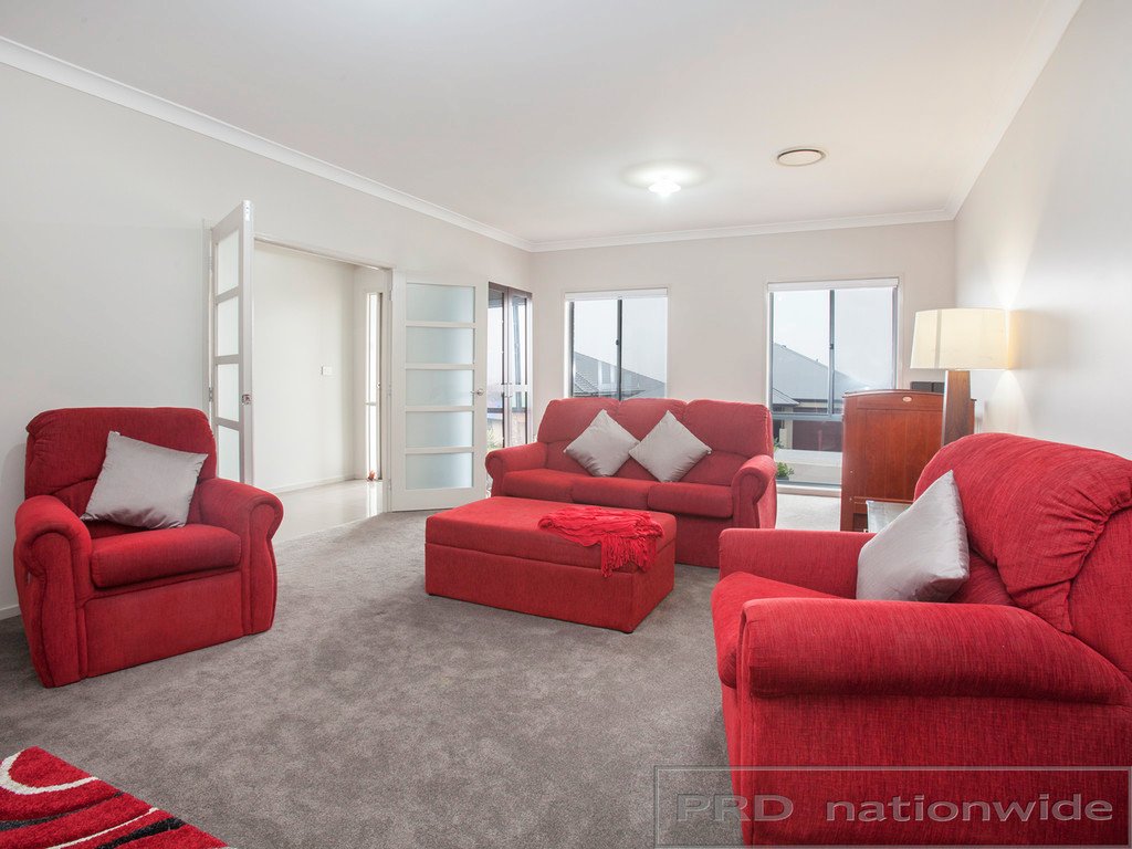 23 Duskdarter Street CHISHOLM 3