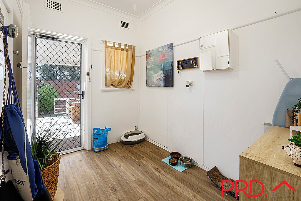 23 Edward Street TAMWORTH 7