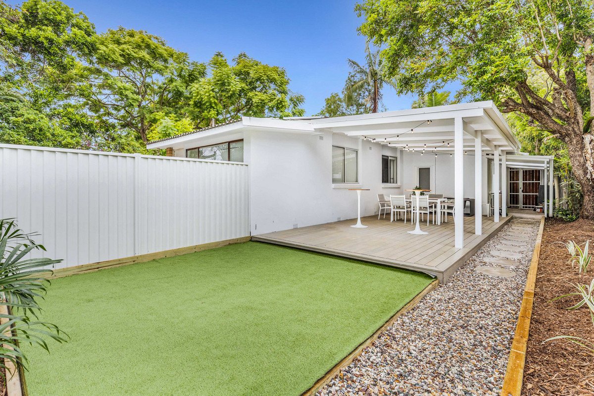 23 Elanora Drive Burleigh Heads 3
