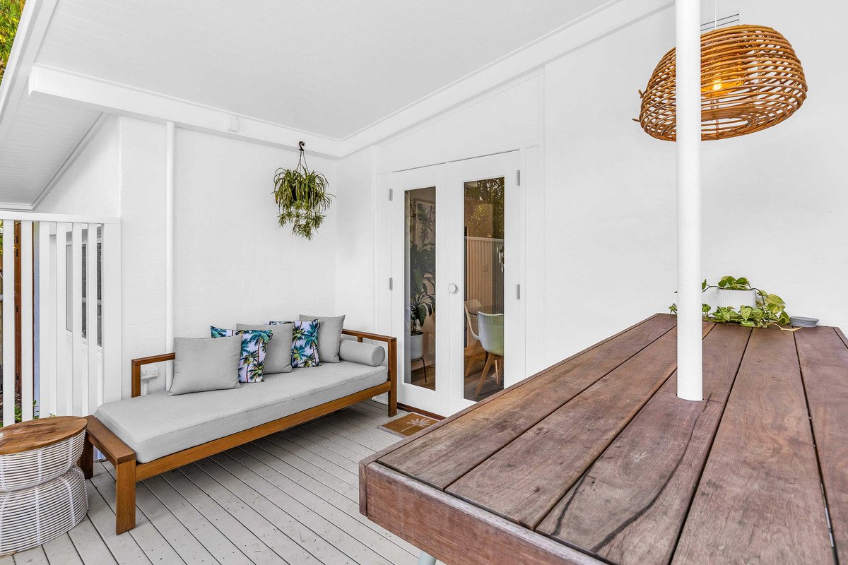 23 Elanora Drive Burleigh Heads 6