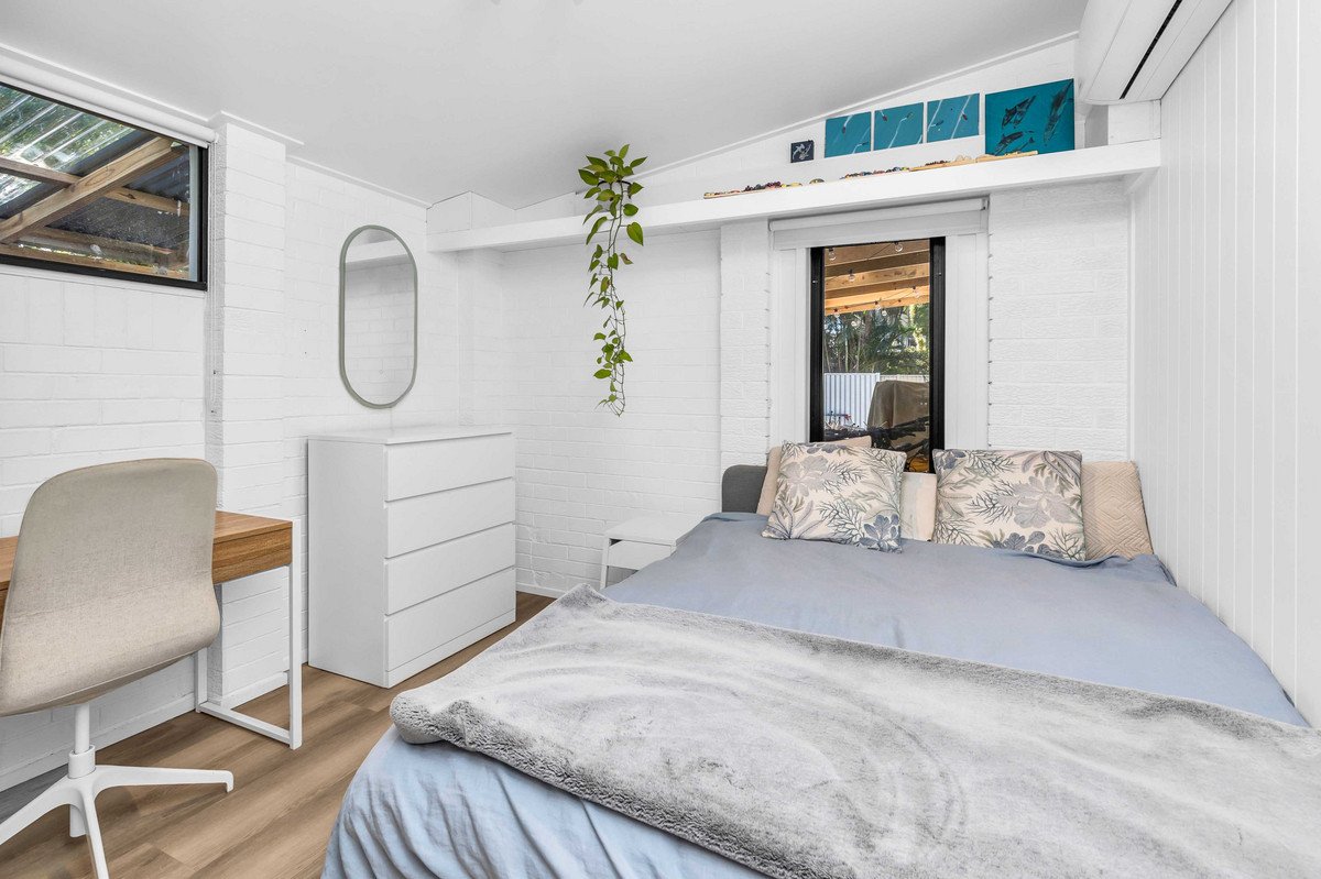 23 Elanora Drive Burleigh Heads 16