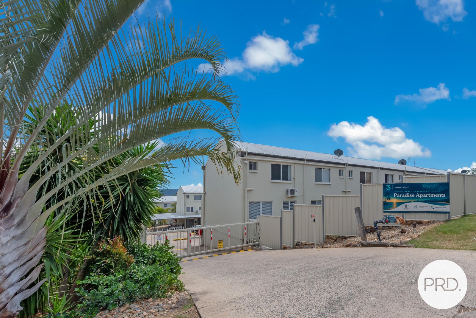 2/3 Eshelby Drive CANNONVALE 10