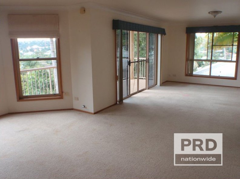 23 Esmonde Street GIRARDS HILL 2