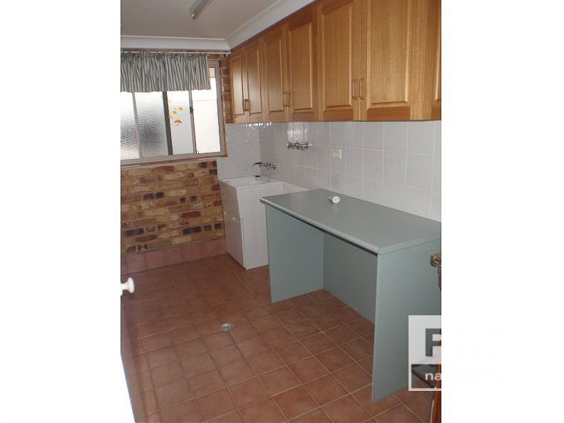 23 Esmonde Street GIRARDS HILL 13