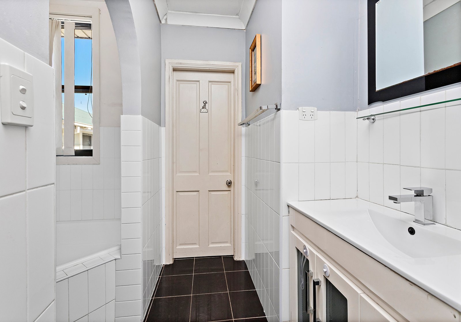 23 Essex Street BERKELEY 6