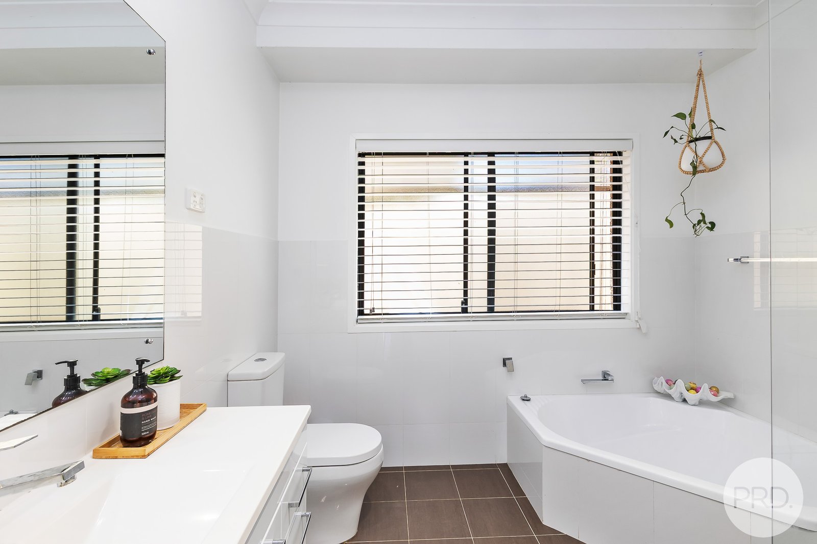 23 Essington Way ANNA BAY 21