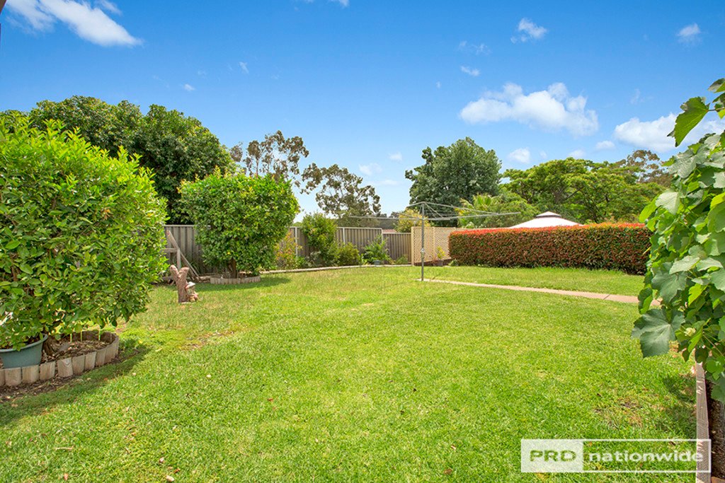 23 Eucalypt Avenue TAMWORTH 20