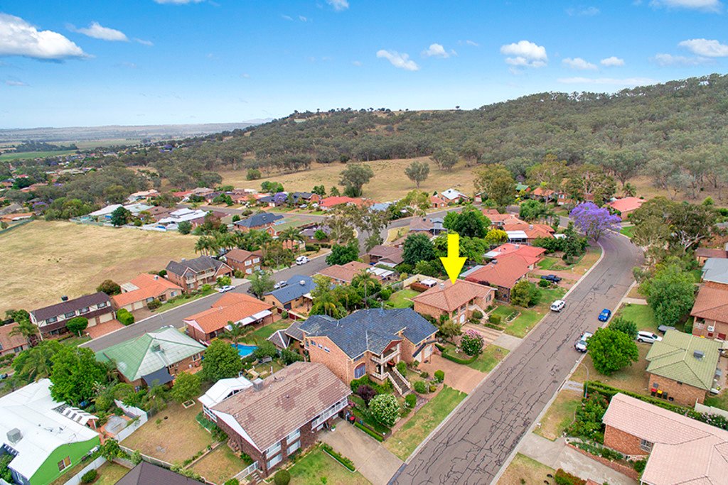 23 Eucalypt Avenue TAMWORTH 26