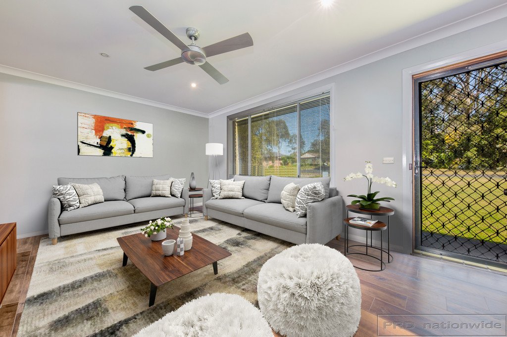 23 Evelyn Crescent THORNTON 5