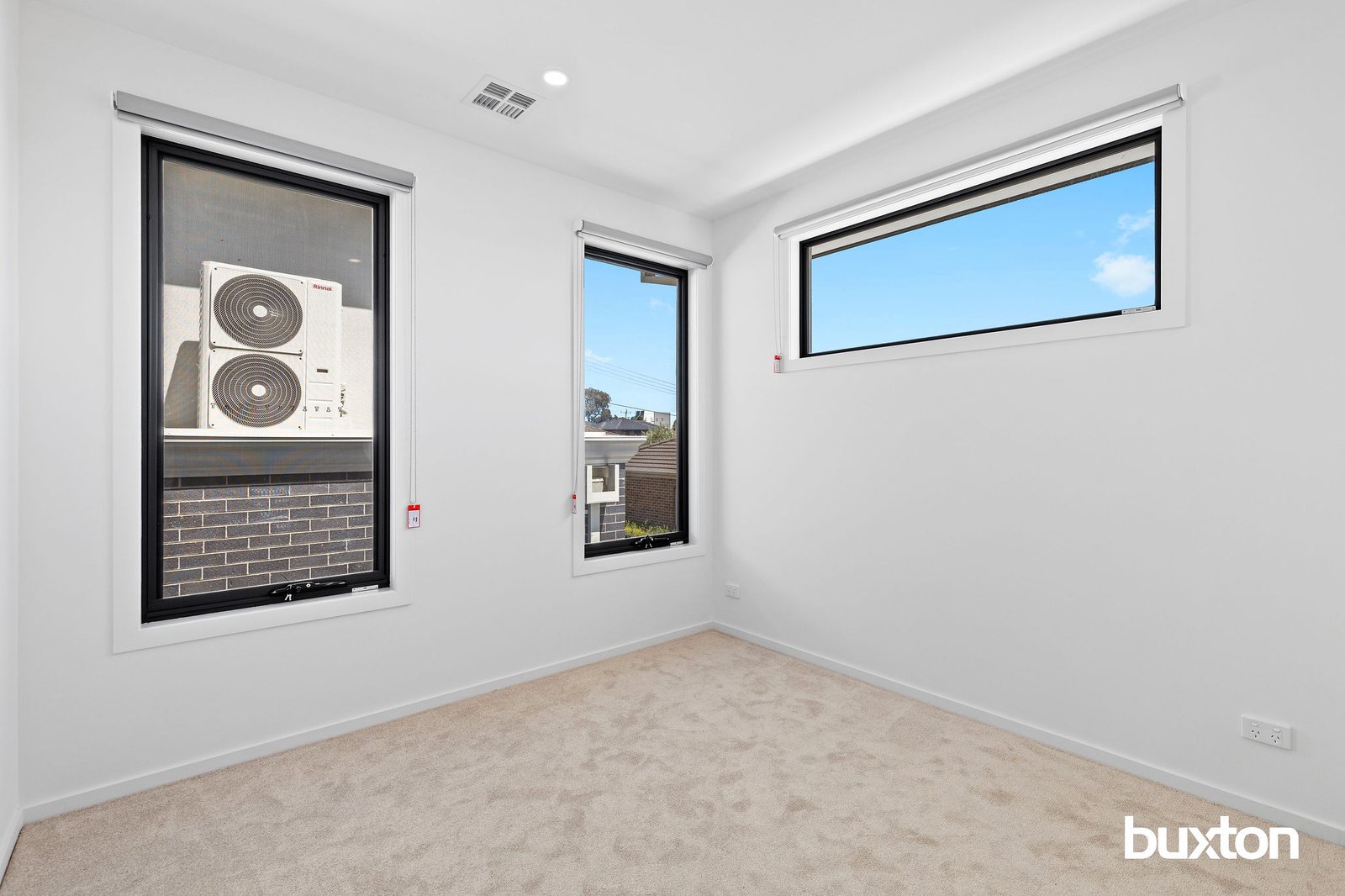 Gallery: 2/3 Farleigh Avenue
