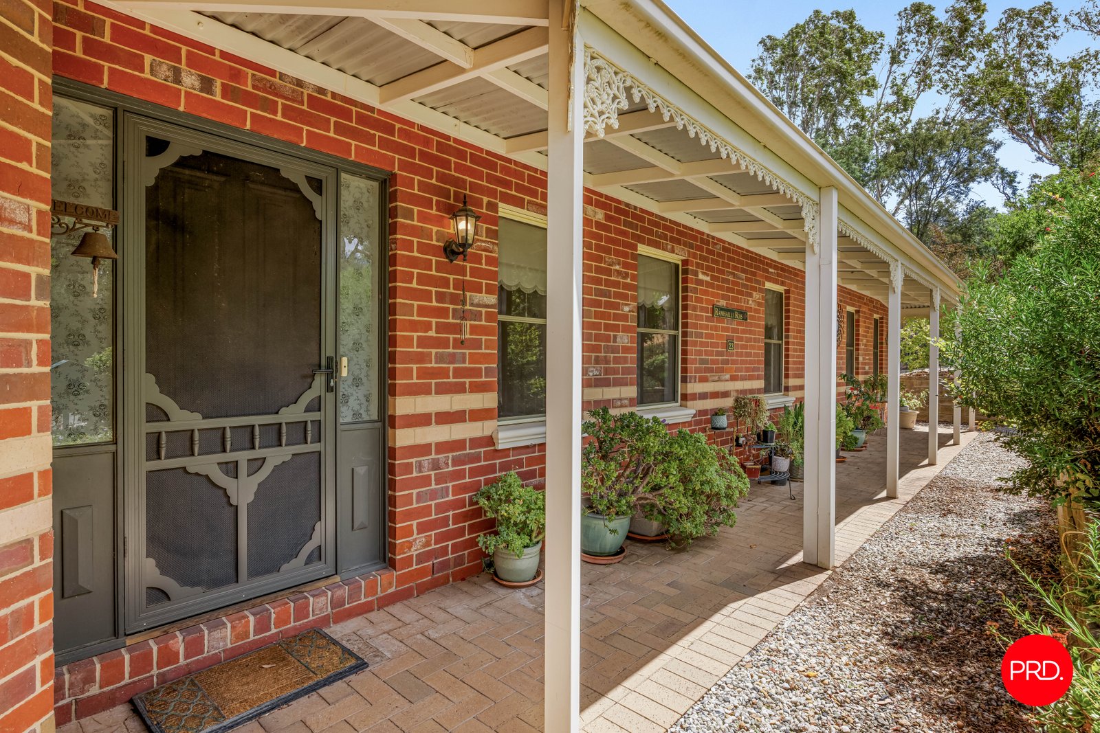 23 Farnsworth Street CASTLEMAINE 2