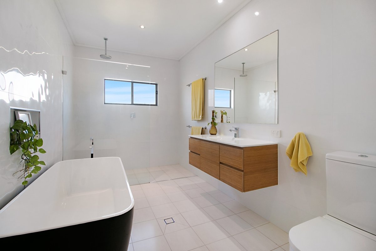 23 Fingal Road FINGAL HEAD 14