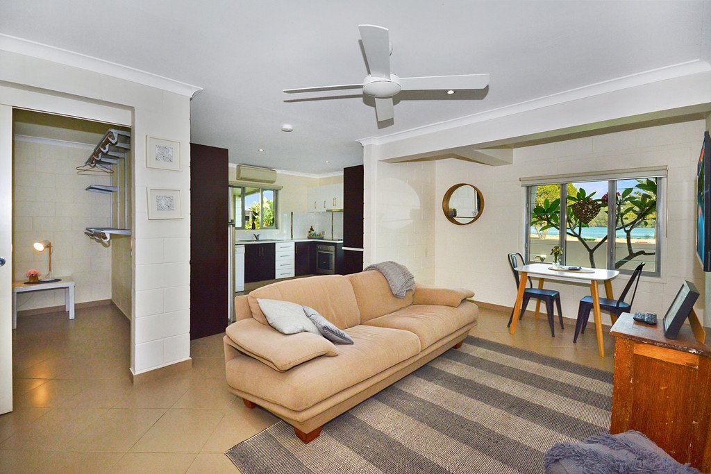 23 Fingal Road FINGAL HEAD 10