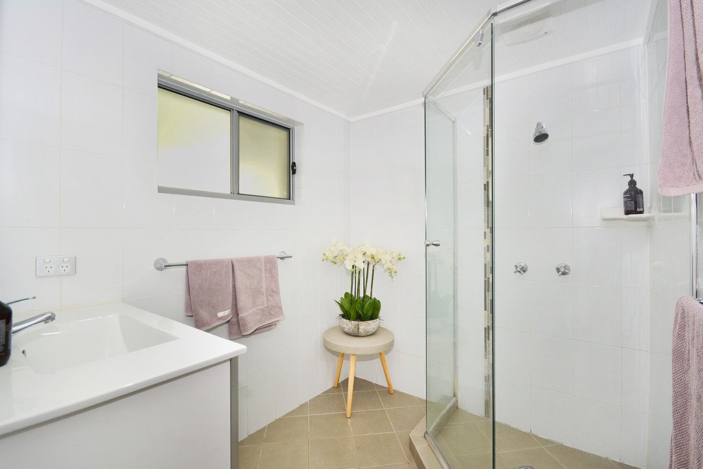 23 Fingal Road FINGAL HEAD 11