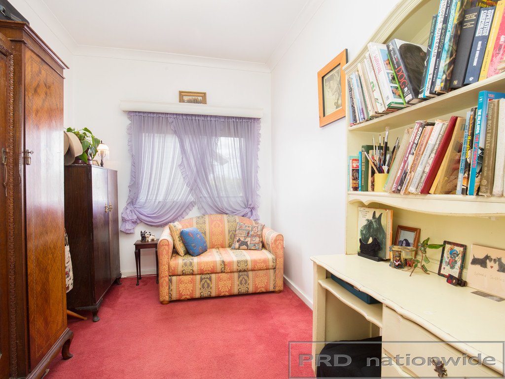 23 First St  WESTON 3