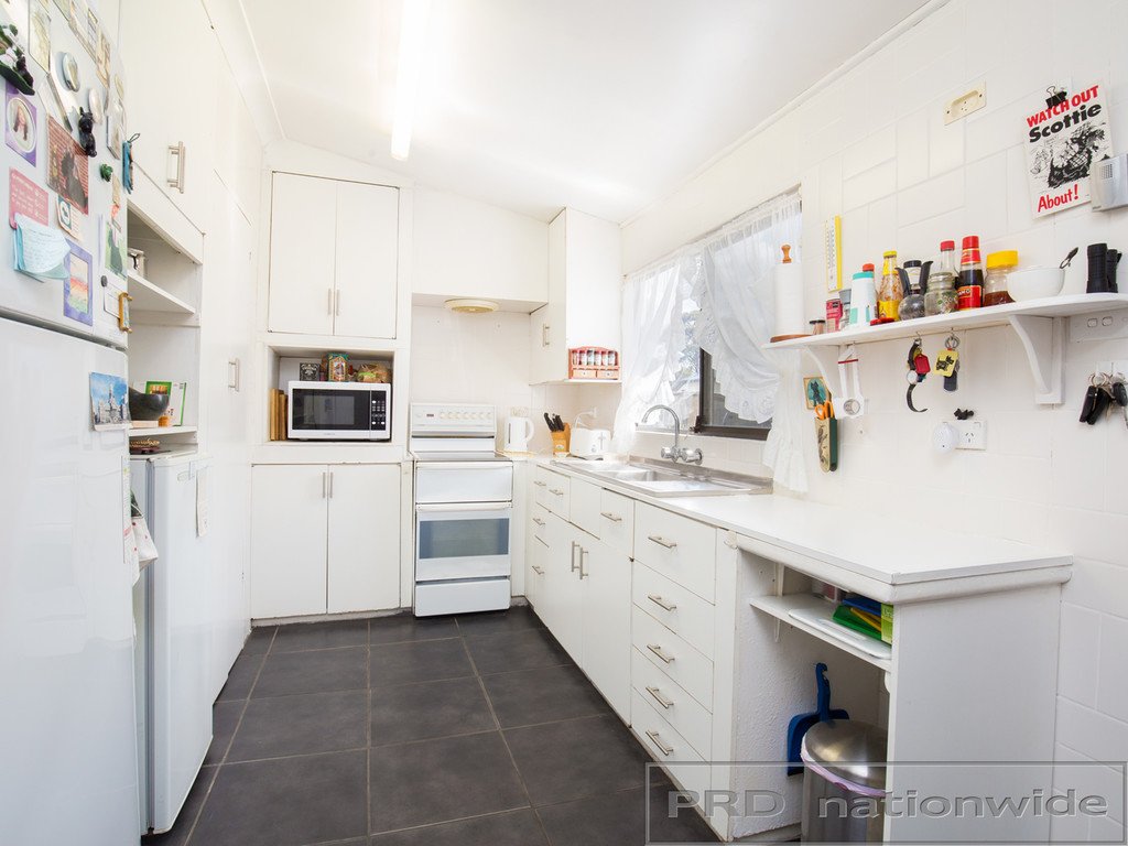 23 First St  WESTON 6