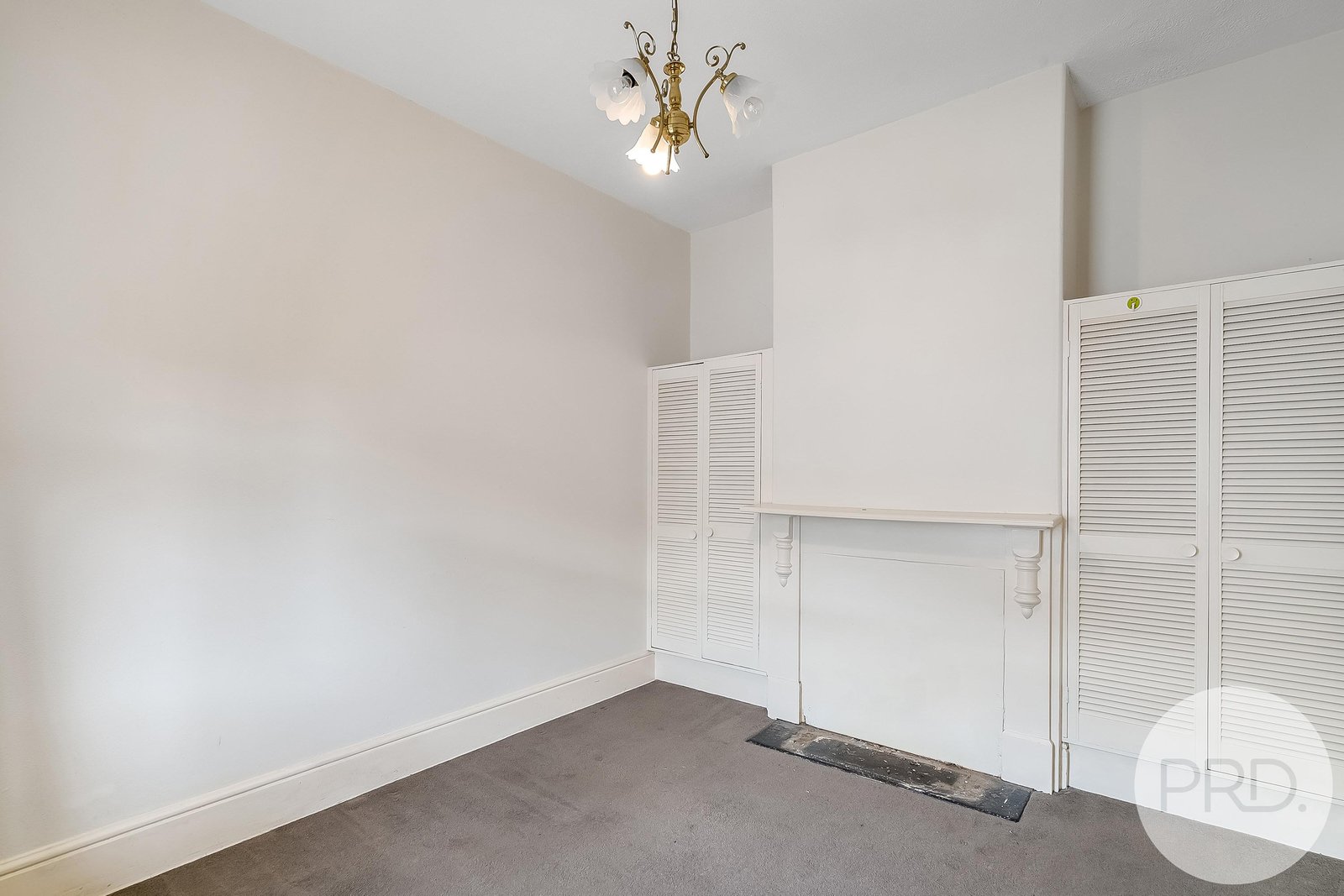 2/3 Flinders Lane SANDY BAY 5