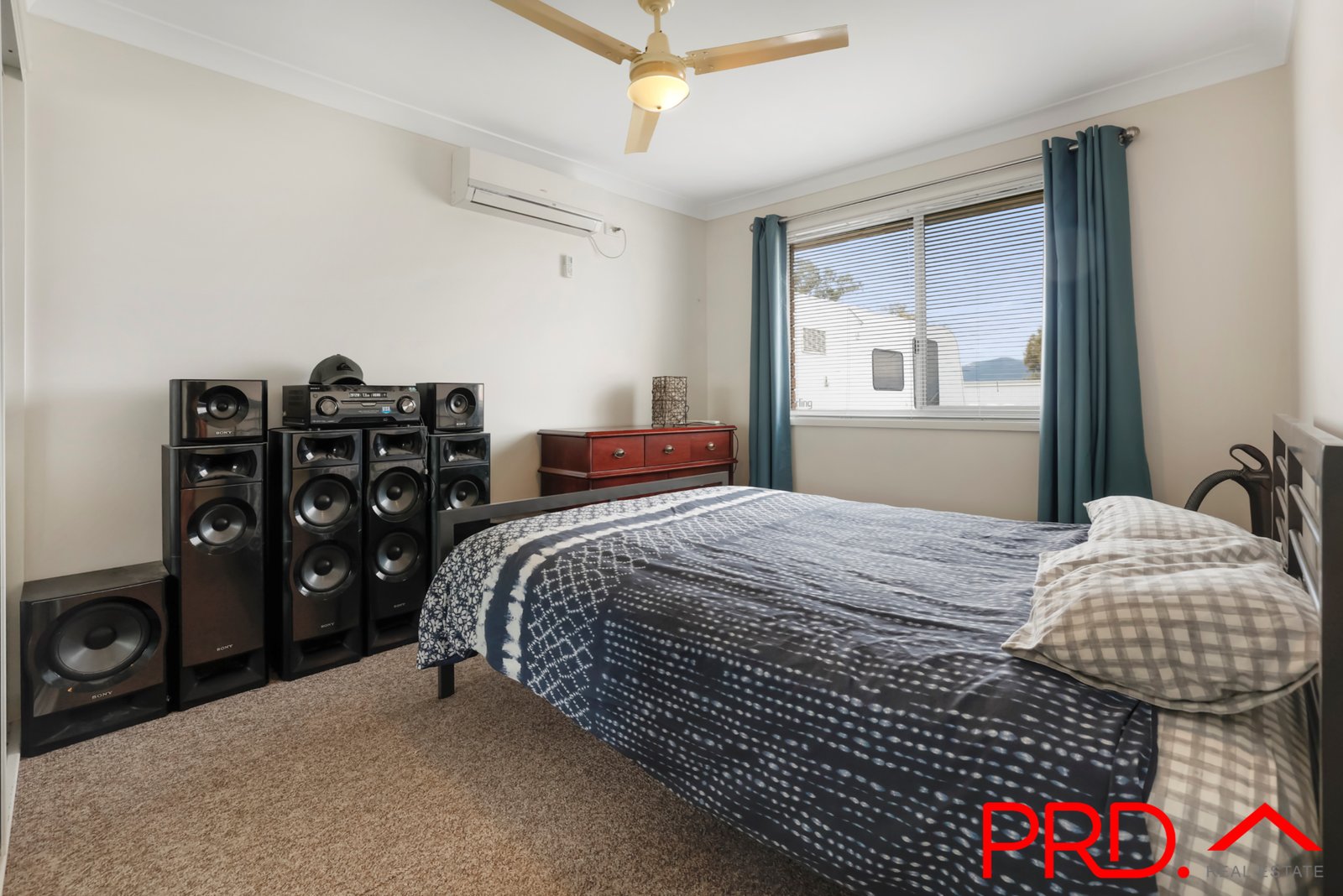 23 Flinders Street TAMWORTH 4