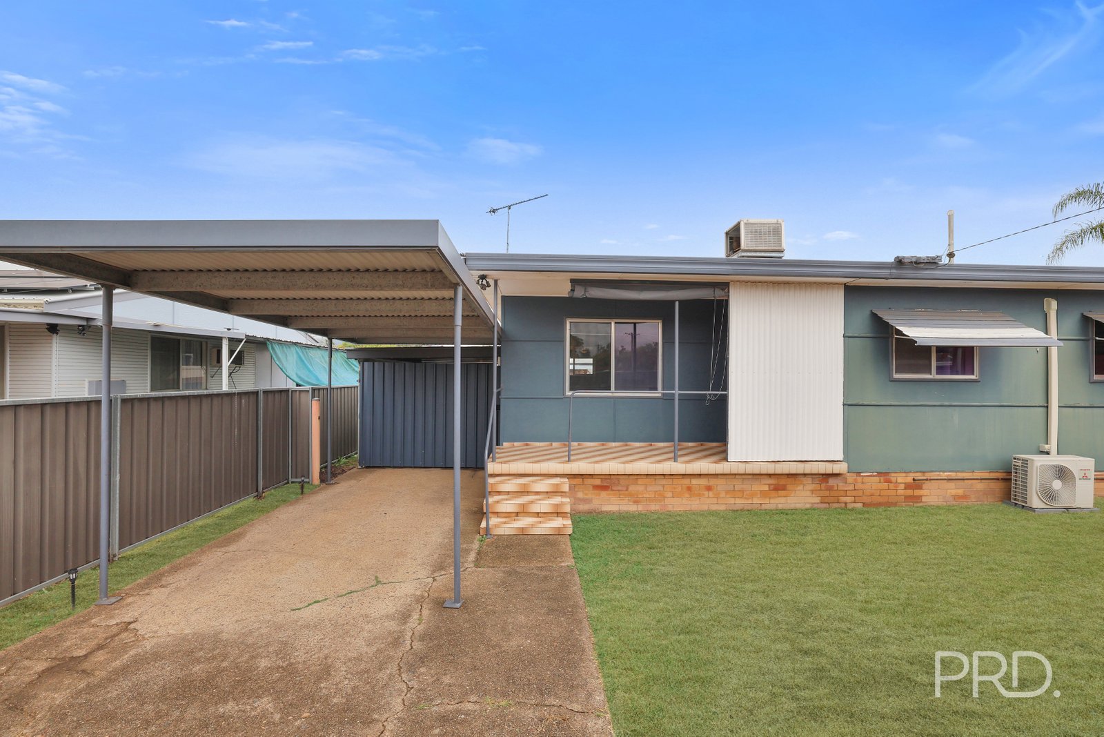 23 Florence Lane TAMWORTH 1