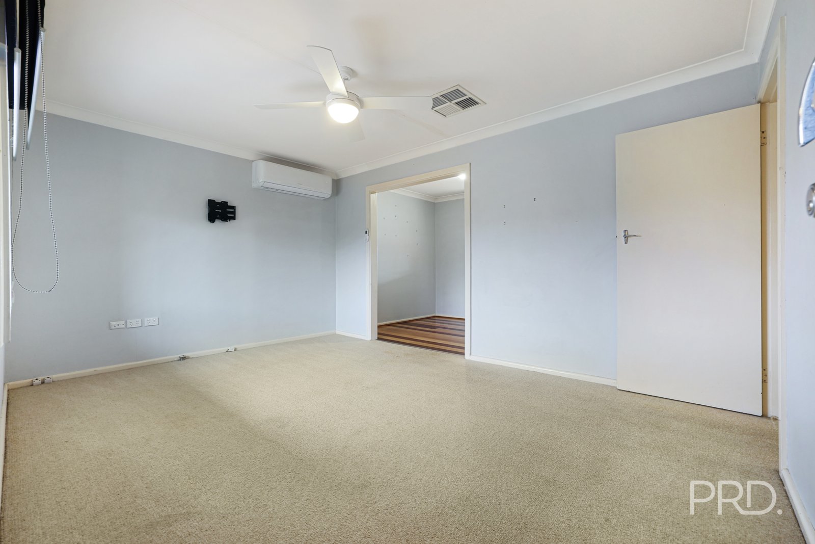 23 Florence Lane TAMWORTH 5