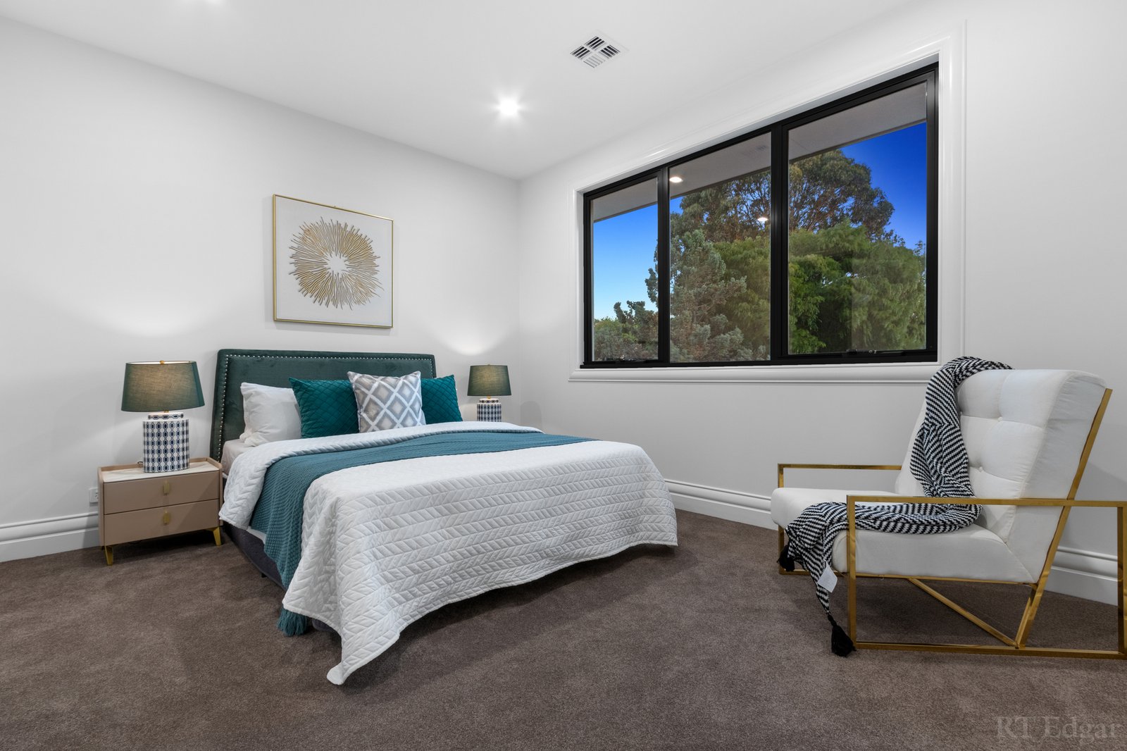 Real Estate and Property in 2/3 Fortune Street, Box Hill North, VIC