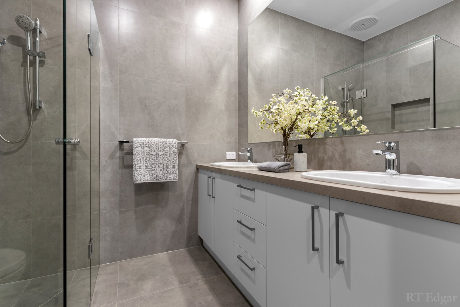 Real Estate and Property in 2/3 Fortune Street, Box Hill North, VIC