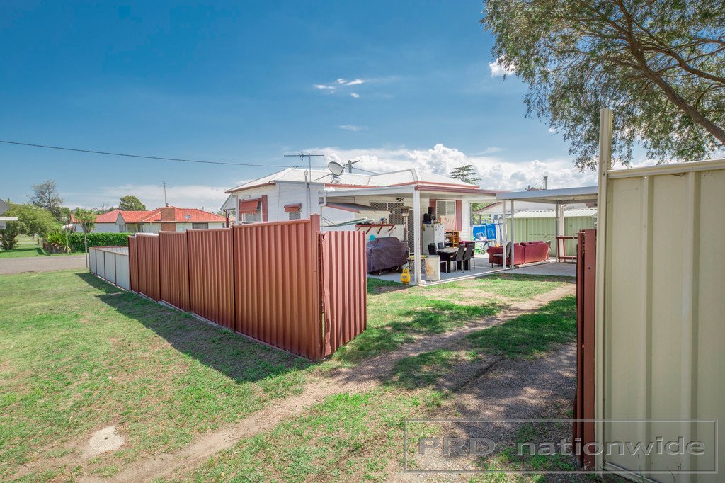 23 Fourth Street WESTON 11