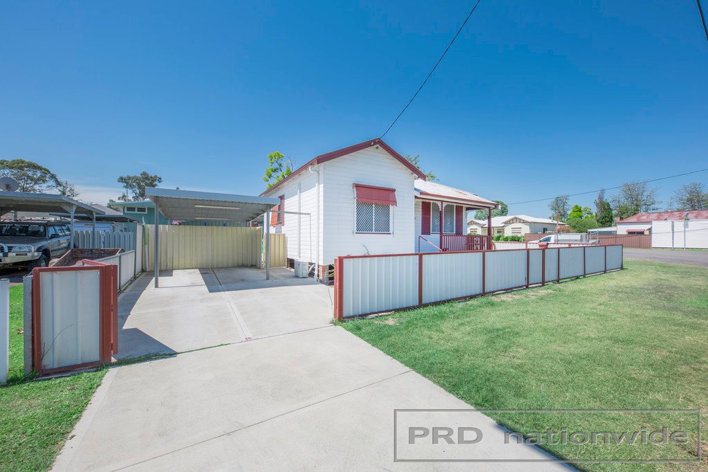 23 Fourth Street WESTON 13