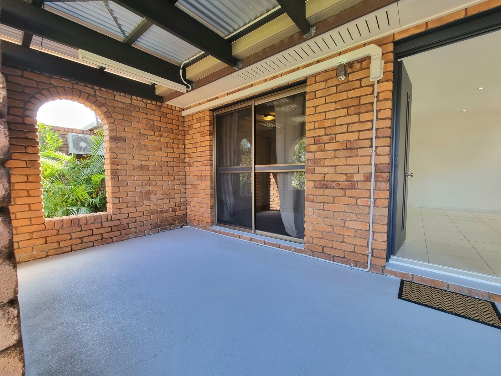 2/3 Fox Court TANNUM SANDS 17