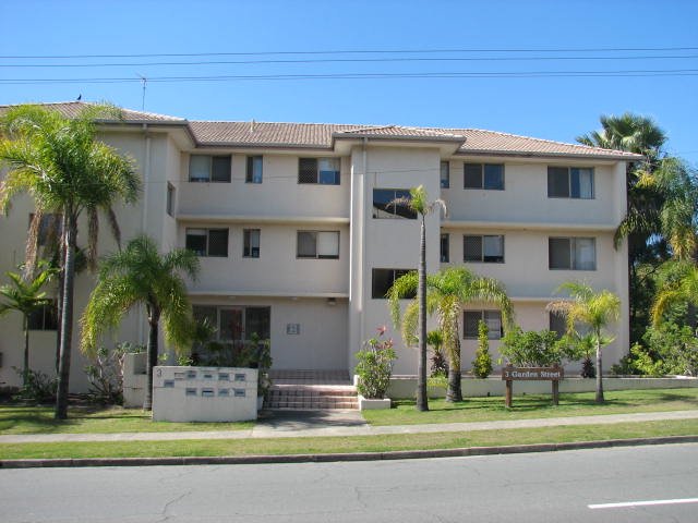 2/3 Garden Street SOUTHPORT 2