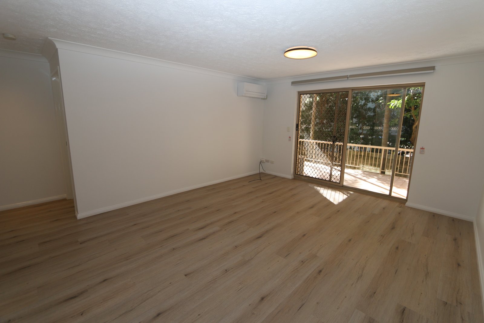 2/3 Garden Street SOUTHPORT 7