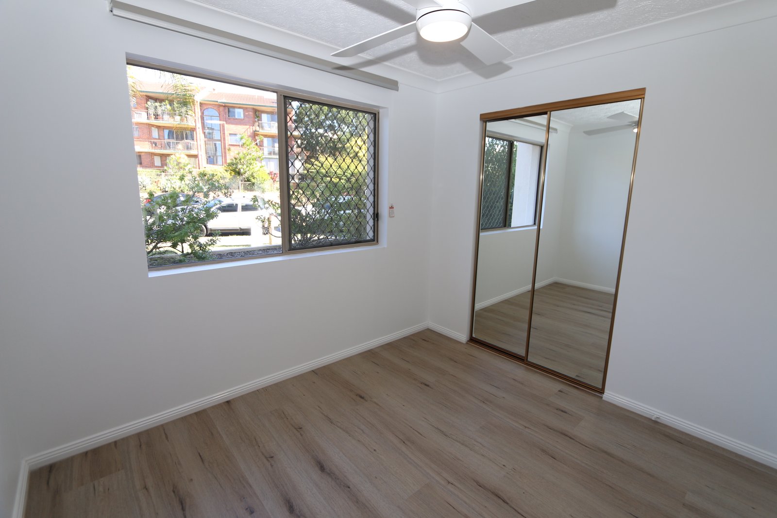 2/3 Garden Street SOUTHPORT 14