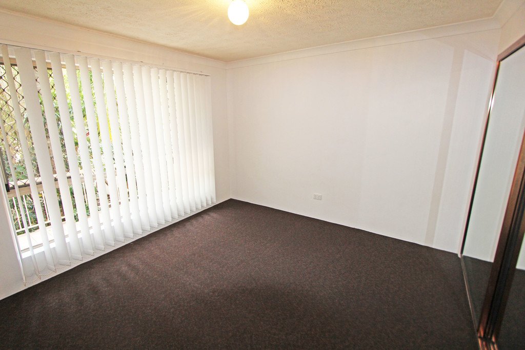 2/3 Garden Street SOUTHPORT 9