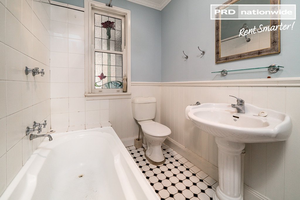 23 Gilmore  MOUNT AUSTIN 8