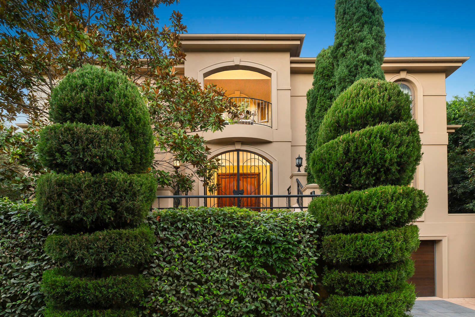 Real Estate and Property in 23 Glen Road, Toorak, VIC