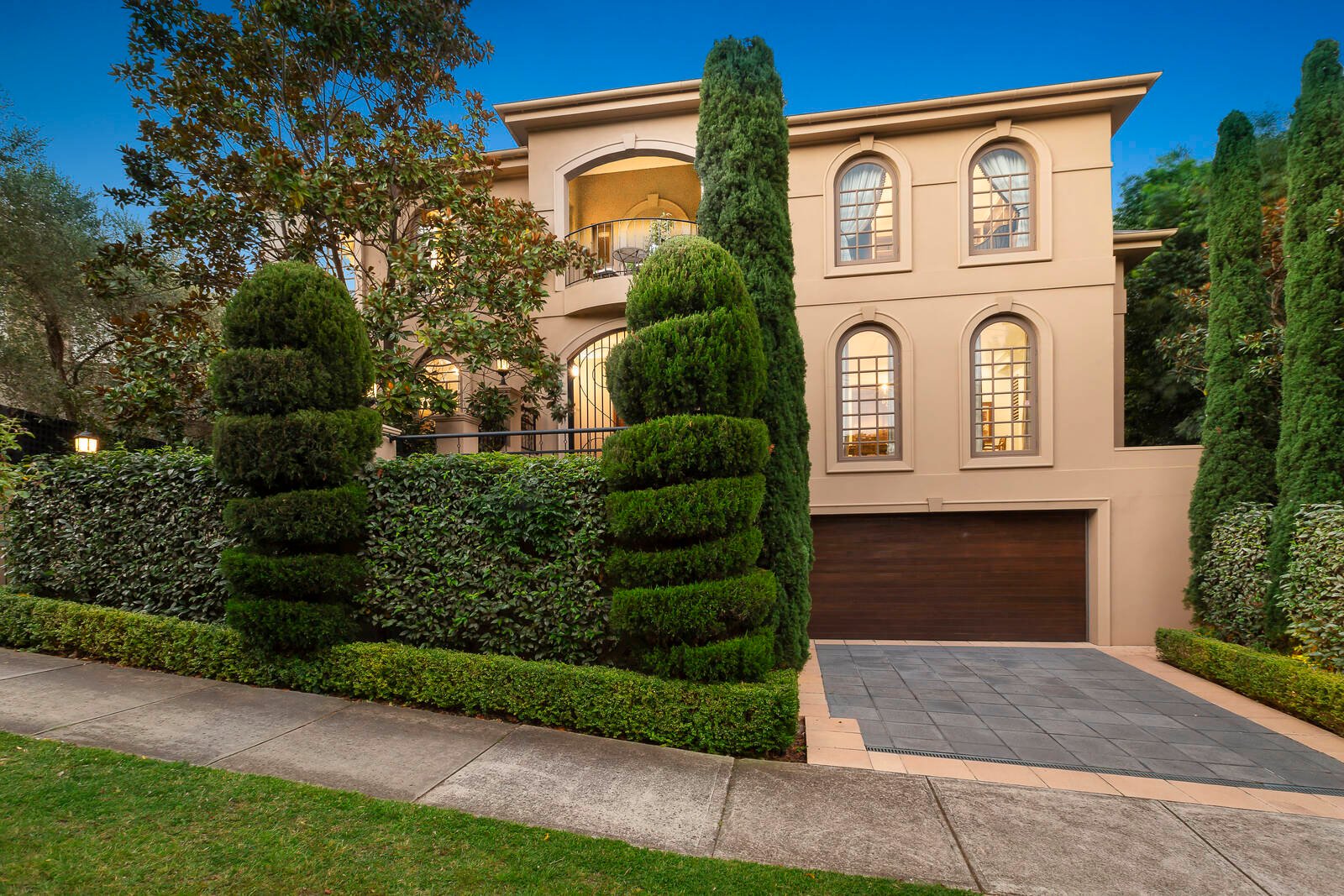 Real Estate and Property in 23 Glen Road, Toorak, VIC