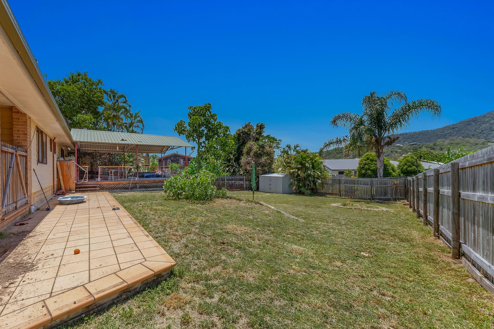 23 Grace Avenue CANNONVALE 13
