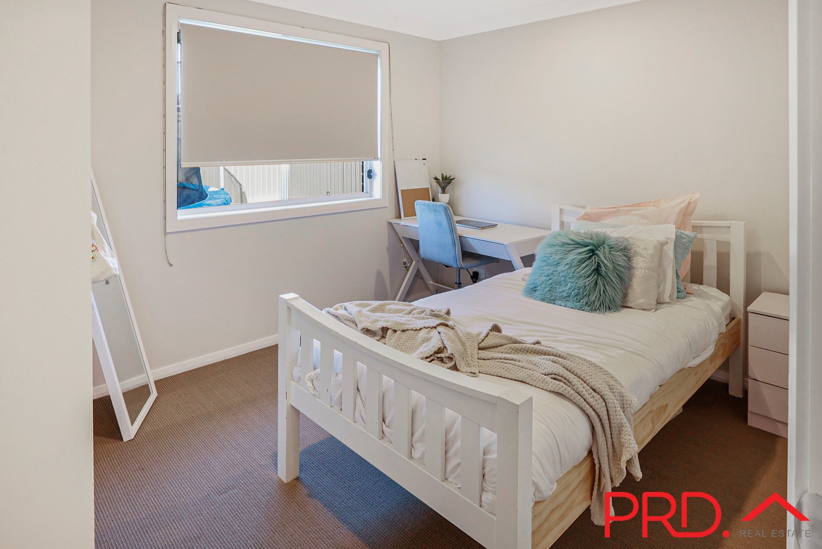 23 Grand Meadows Drive TAMWORTH 11