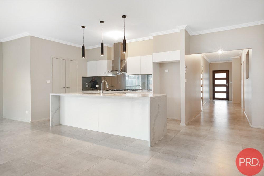 23 Grand Parade RUTHERFORD 2