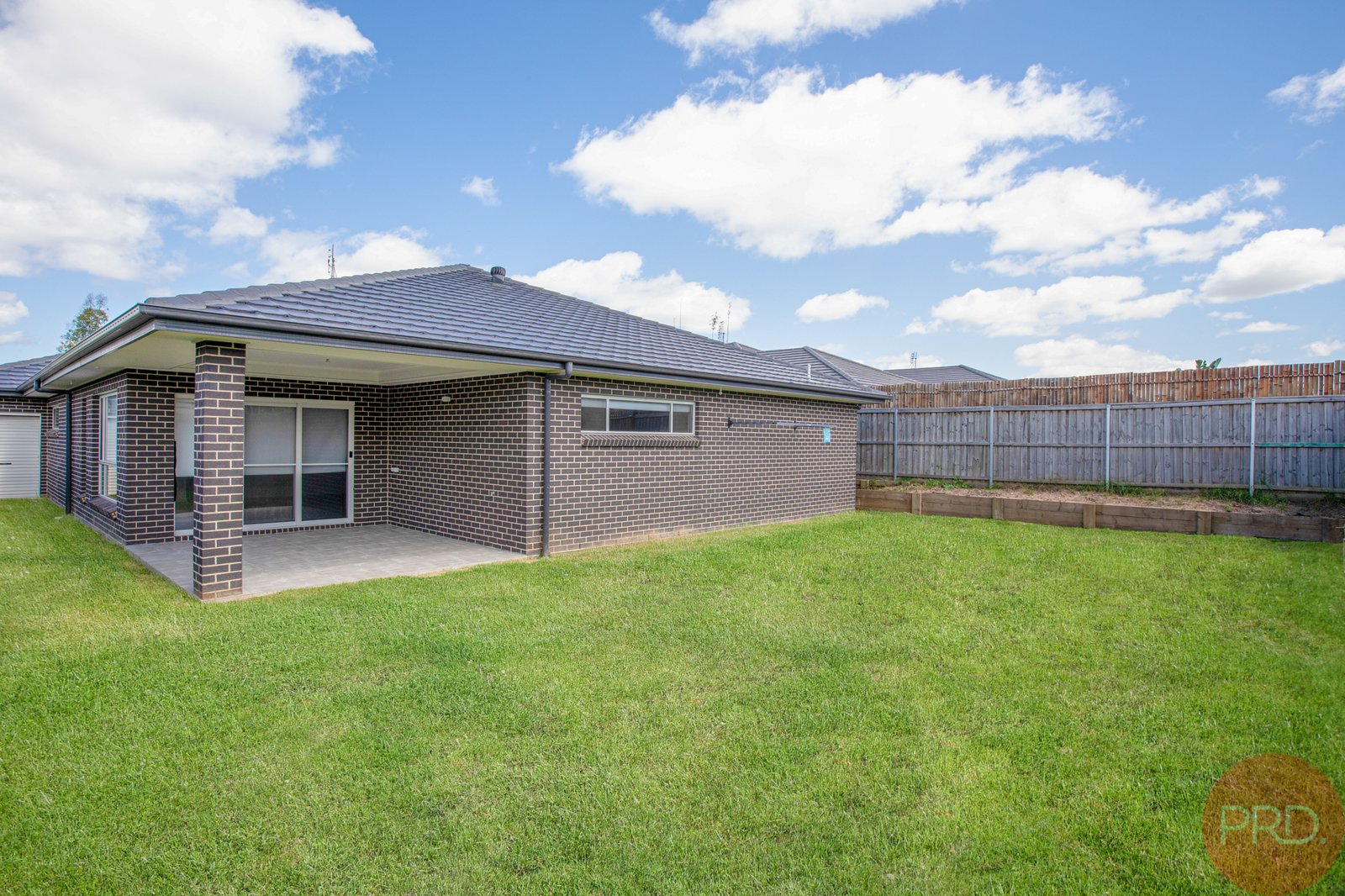 23 Grand Parade RUTHERFORD 18