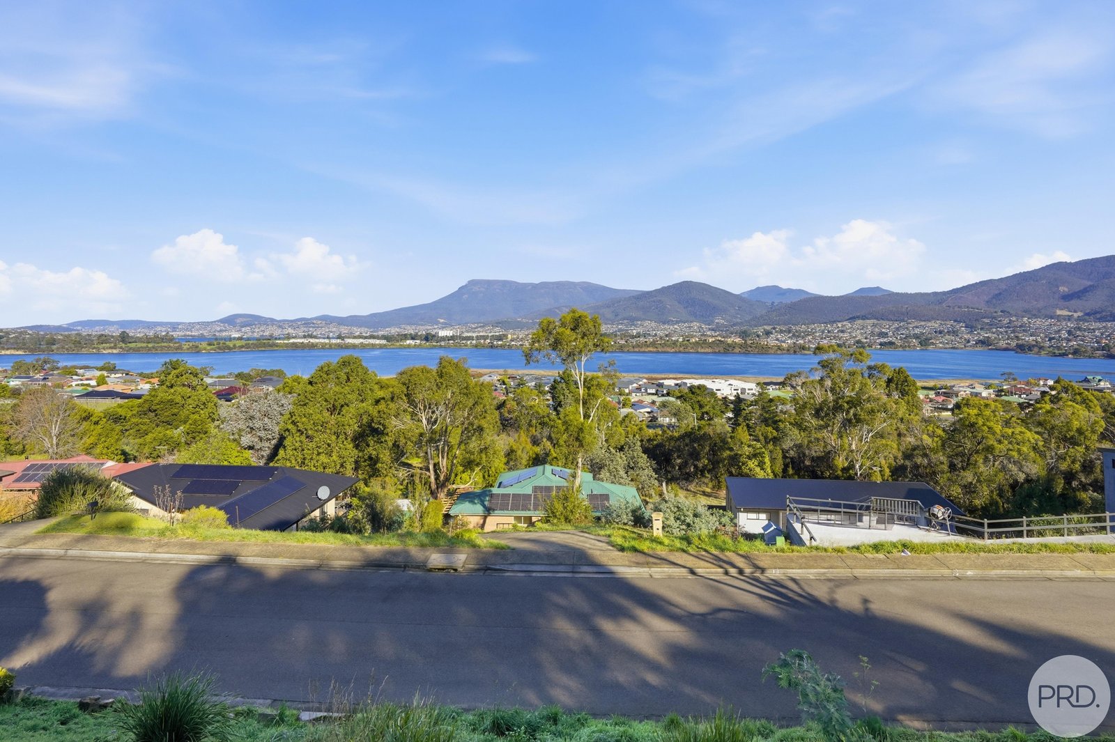 23 Grevillea Avenue OLD BEACH 11