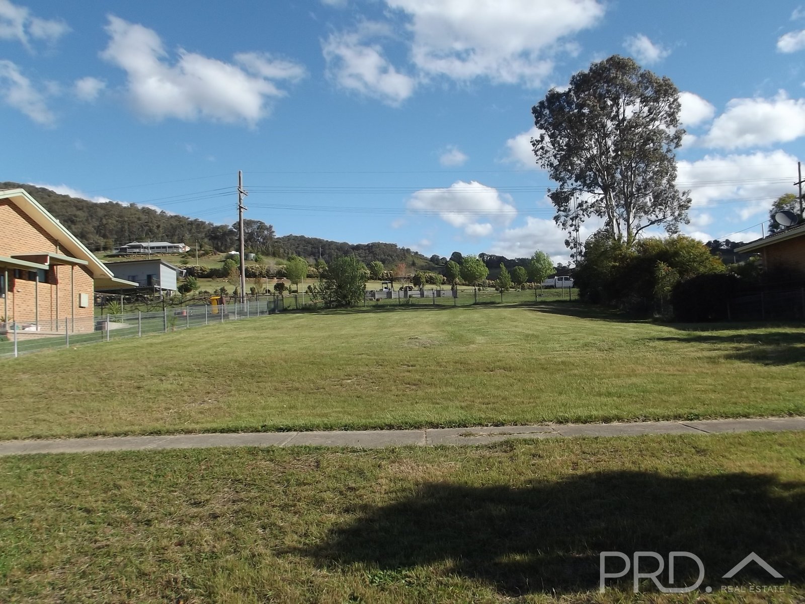23 Groves Street TALBINGO 2